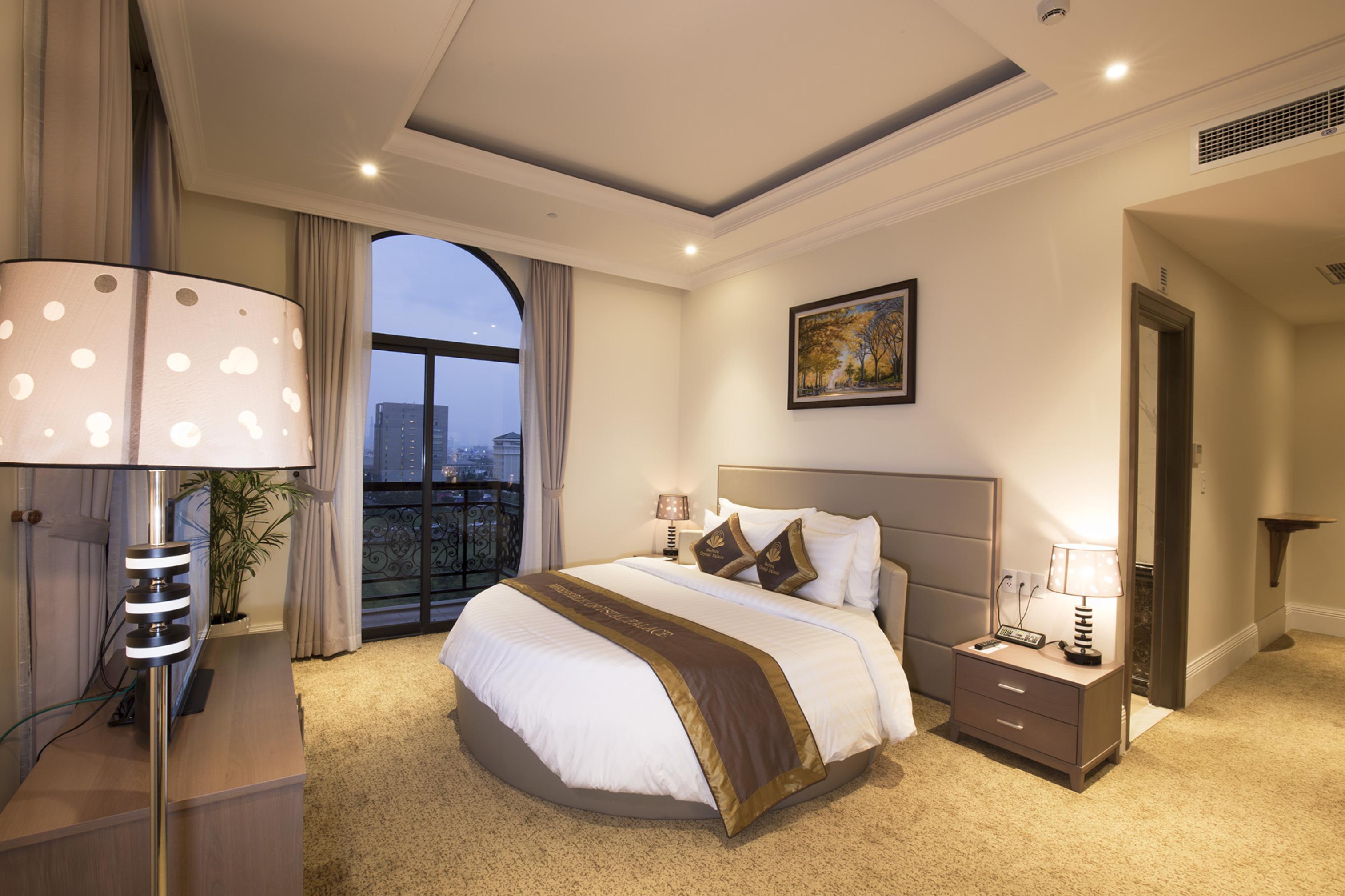 Merperle Crystal Palace Khách sạn