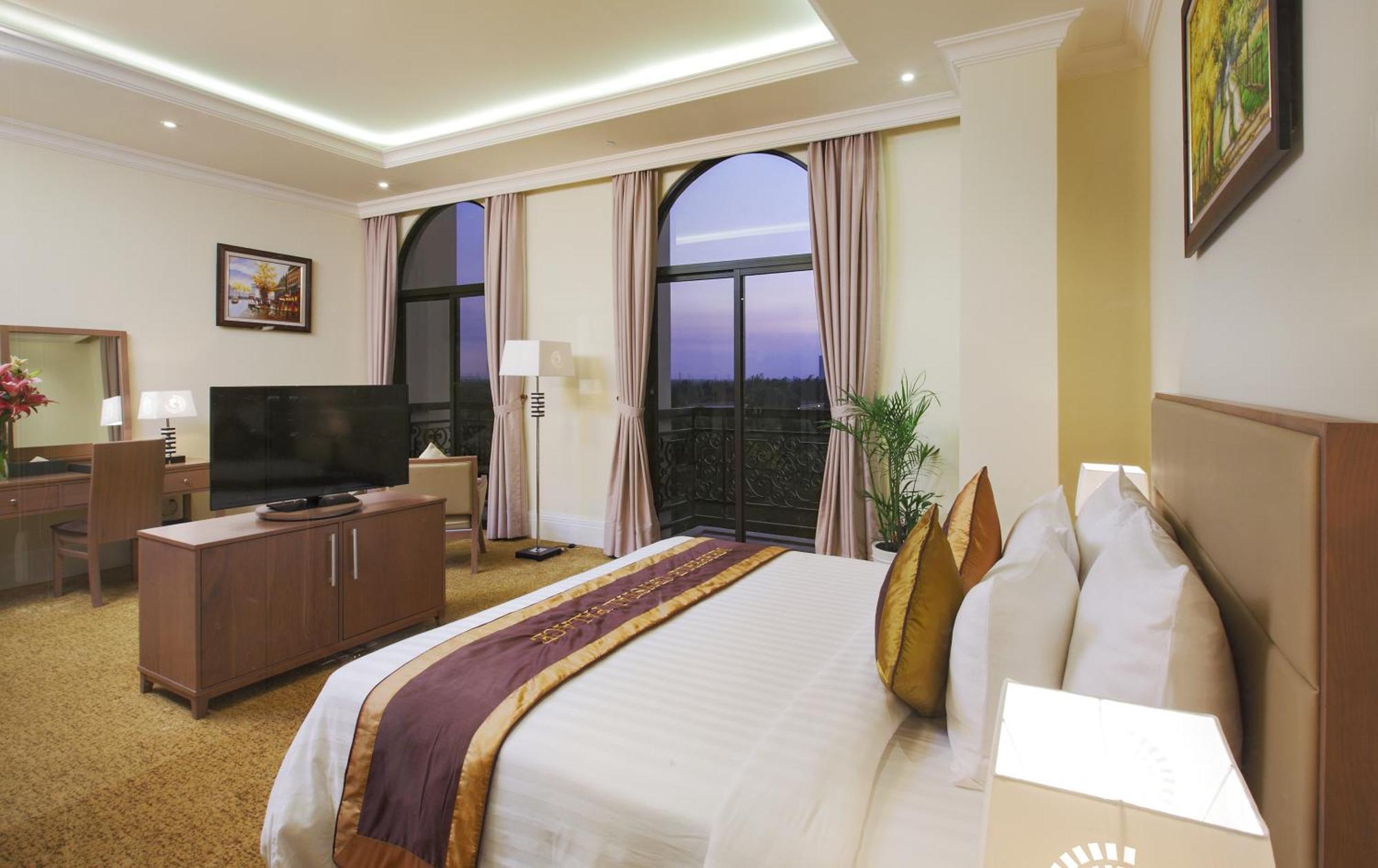 Merperle Crystal Palace 4* TP. Hồ Chí Minh