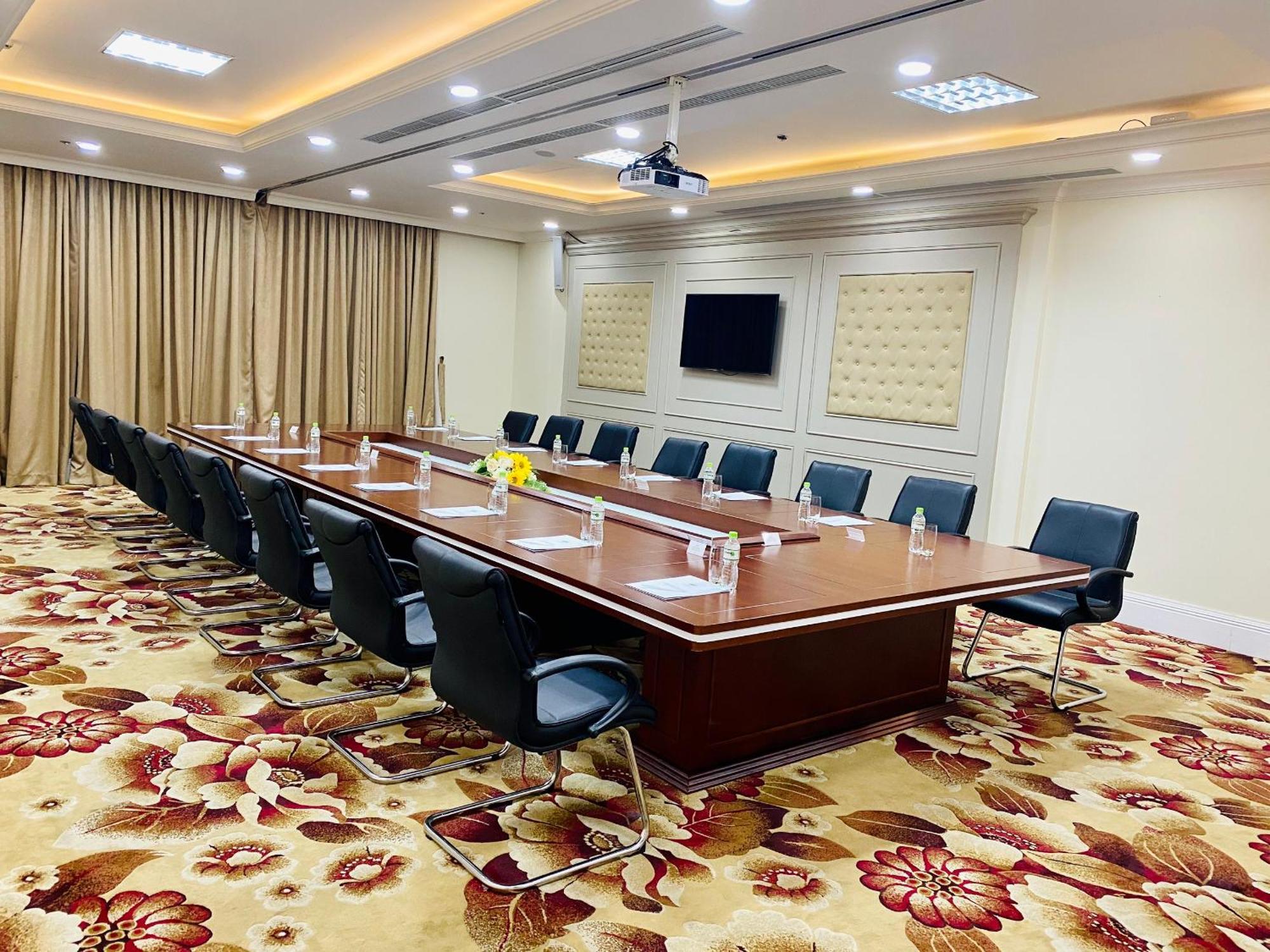 Merperle Crystal Palace 4* TP. Hồ Chí Minh