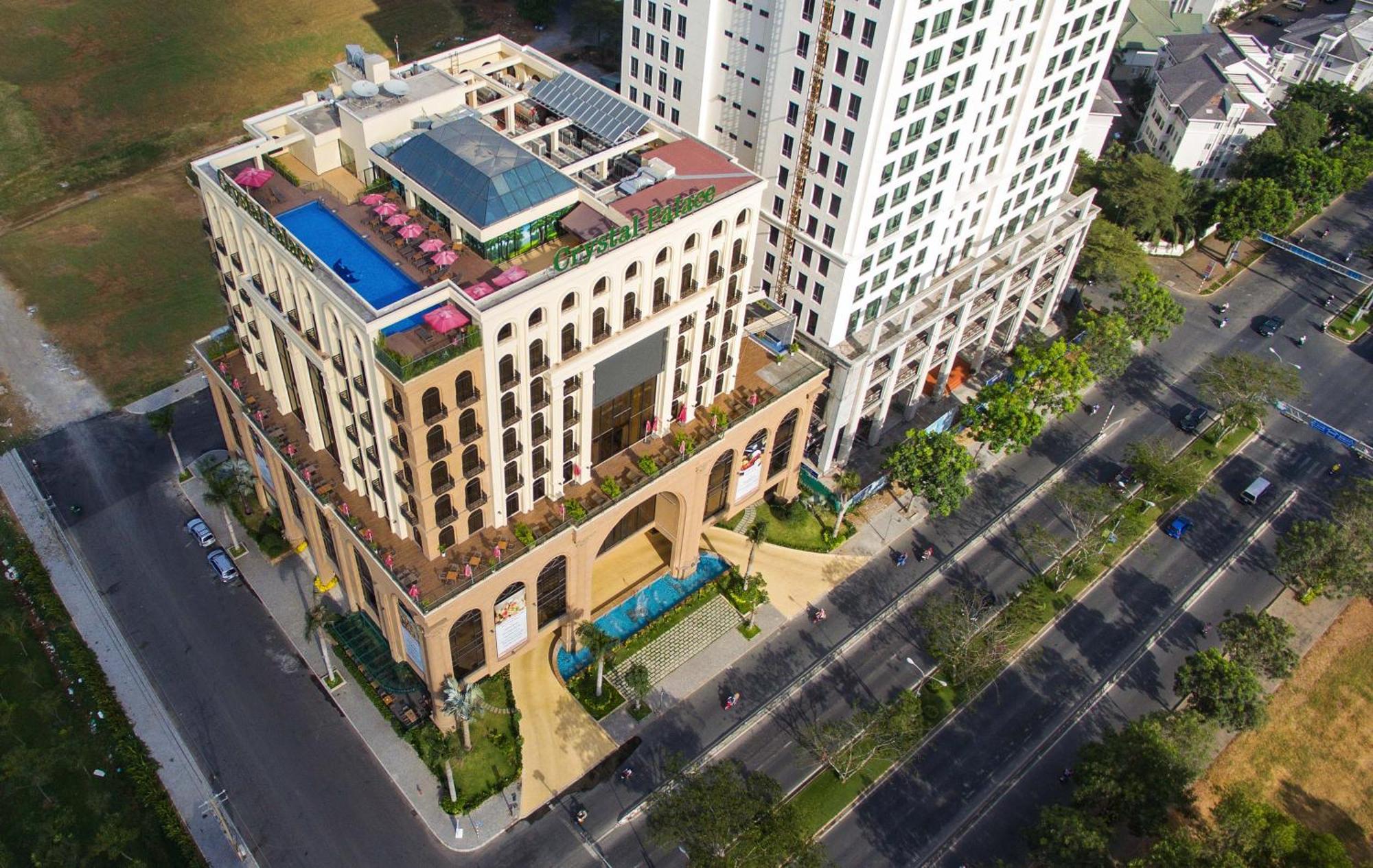 Khách sạn Merperle Crystal Palace 4*
