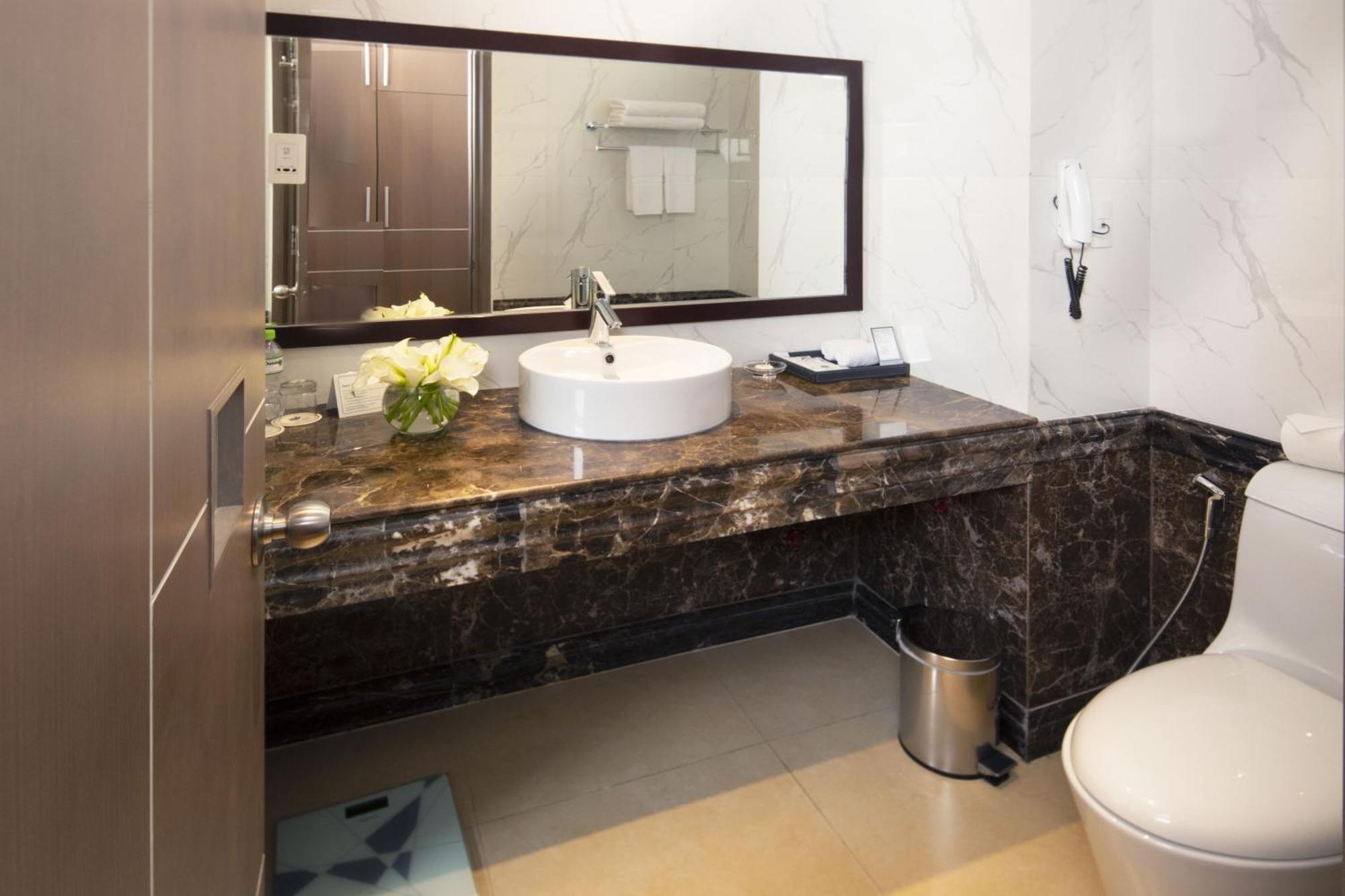 Merperle Crystal Palace Khách sạn TP. Hồ Chí Minh